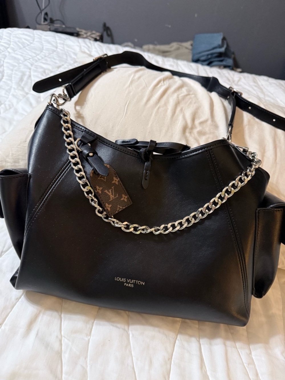 Louis Vuitton Black Leather Shoulder Bag with Monogram Strap and Chain - Picture 4 of 4